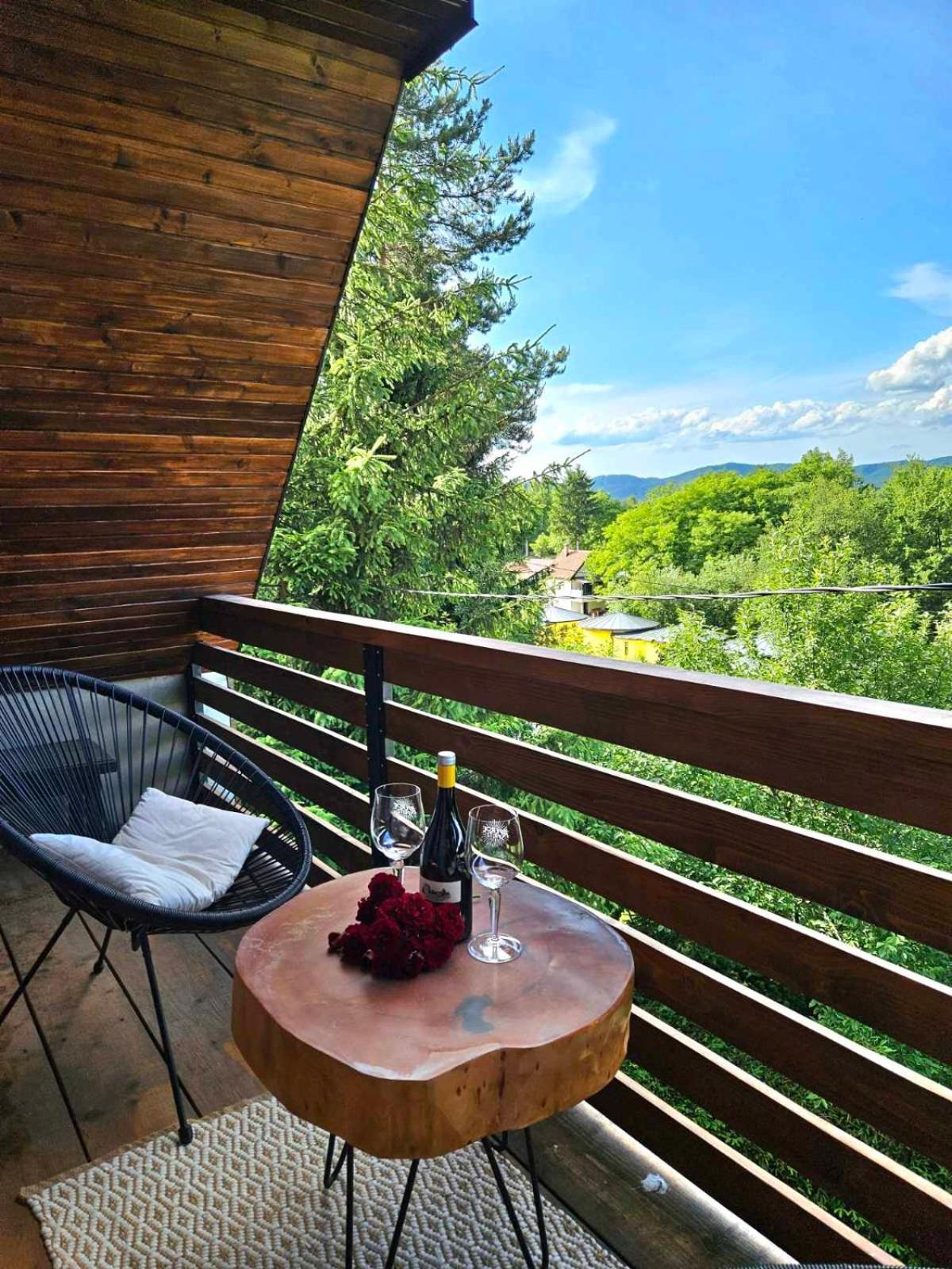 Pyramid Holiday House Visoko Eksteriør billede